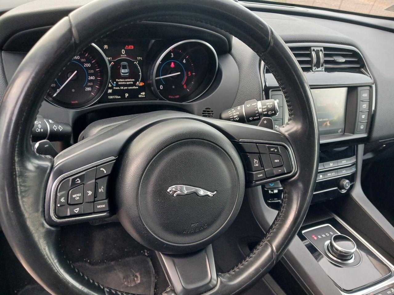 Jaguar F-Pace 2.0 D 240 CV AWD aut. Pure