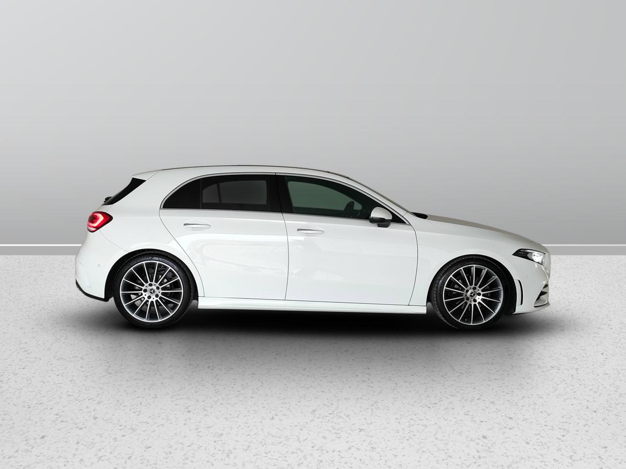 Mercedes-Benz Classe A - W177 2018 - A 180 d Premium auto