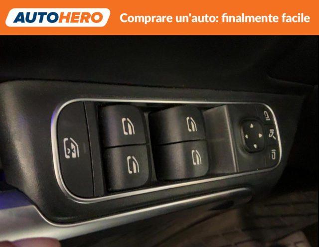 MERCEDES-BENZ GLB 200 d Automatic Sport