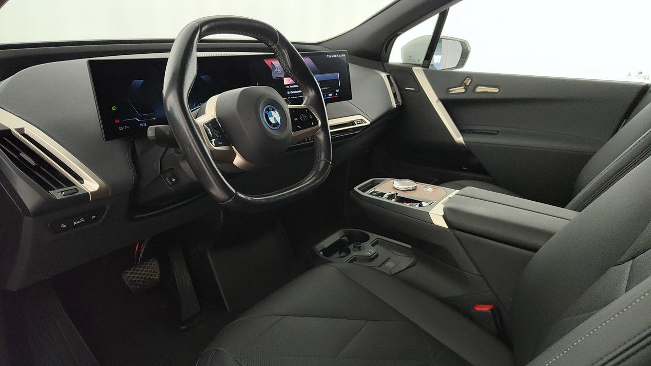 BMW iX i20 2021 - iX xdrive40