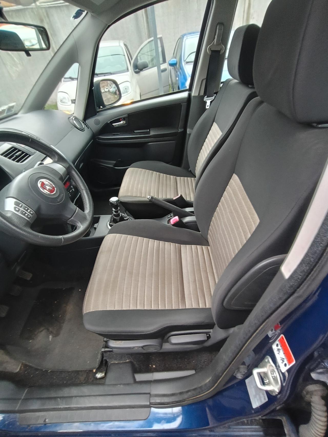 Fiat Sedici Experience