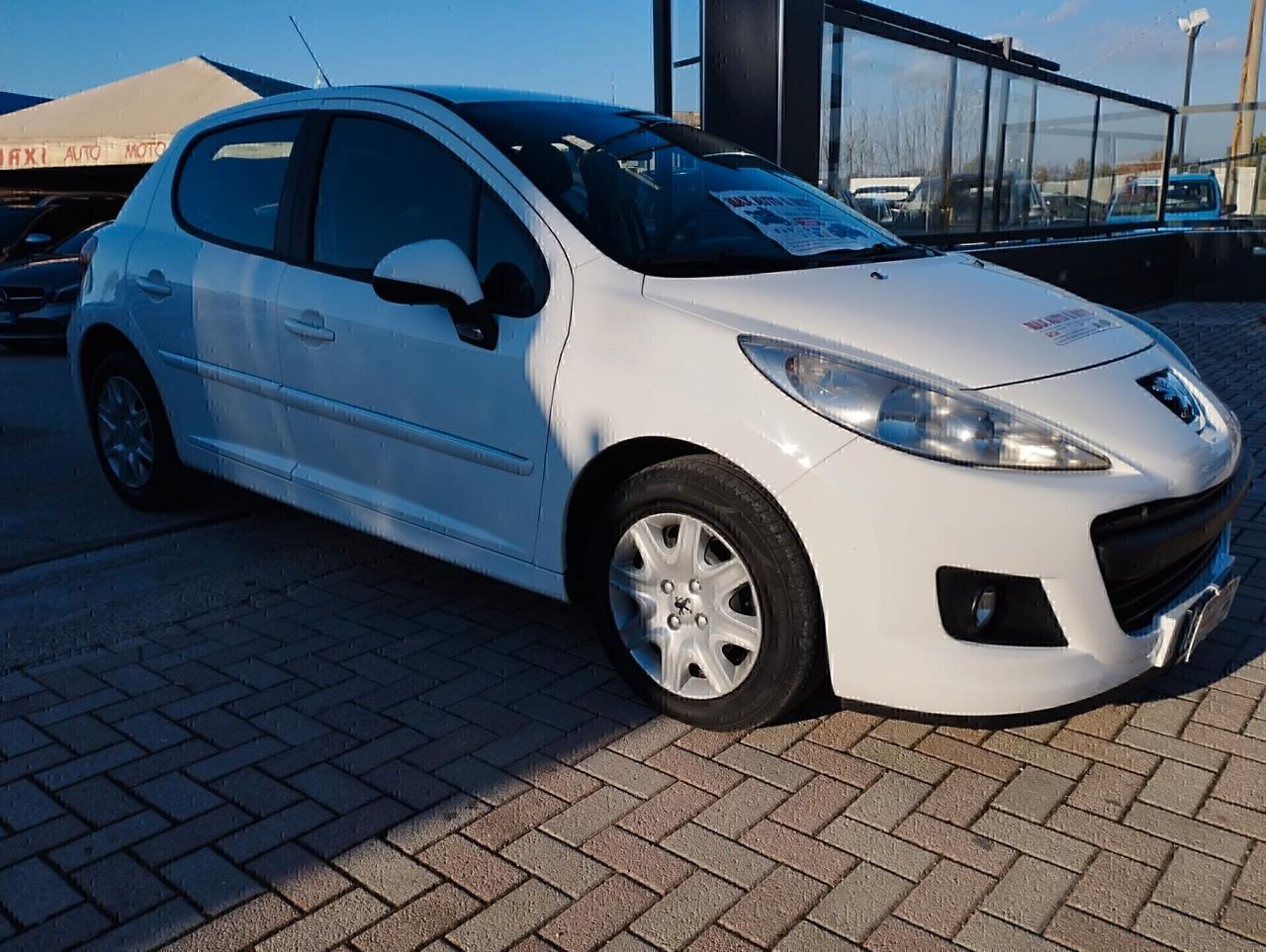 Peugeot 207 gpl - 1 PROPRIETARIO