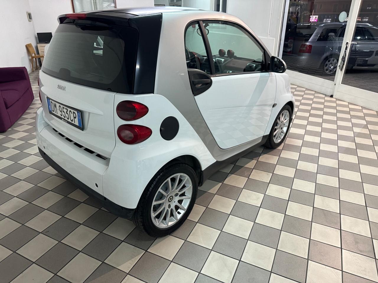 Smart ForTwo 1000 52 kW coupé passion