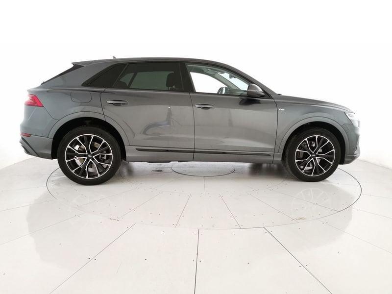 Audi Q8 45 3.0 tdi mhev Sport quattro tiptronic