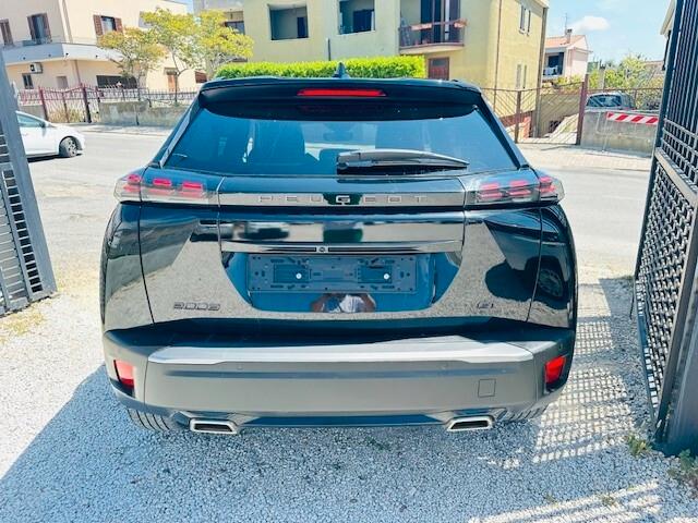 Peugeot 2008 PureTech 130 S&S EAT8 GT