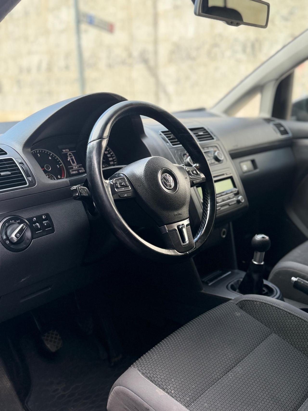 Volkswagen Touran 1.6 TDI 105cv 7 POSTI OK NEOPATENTATI