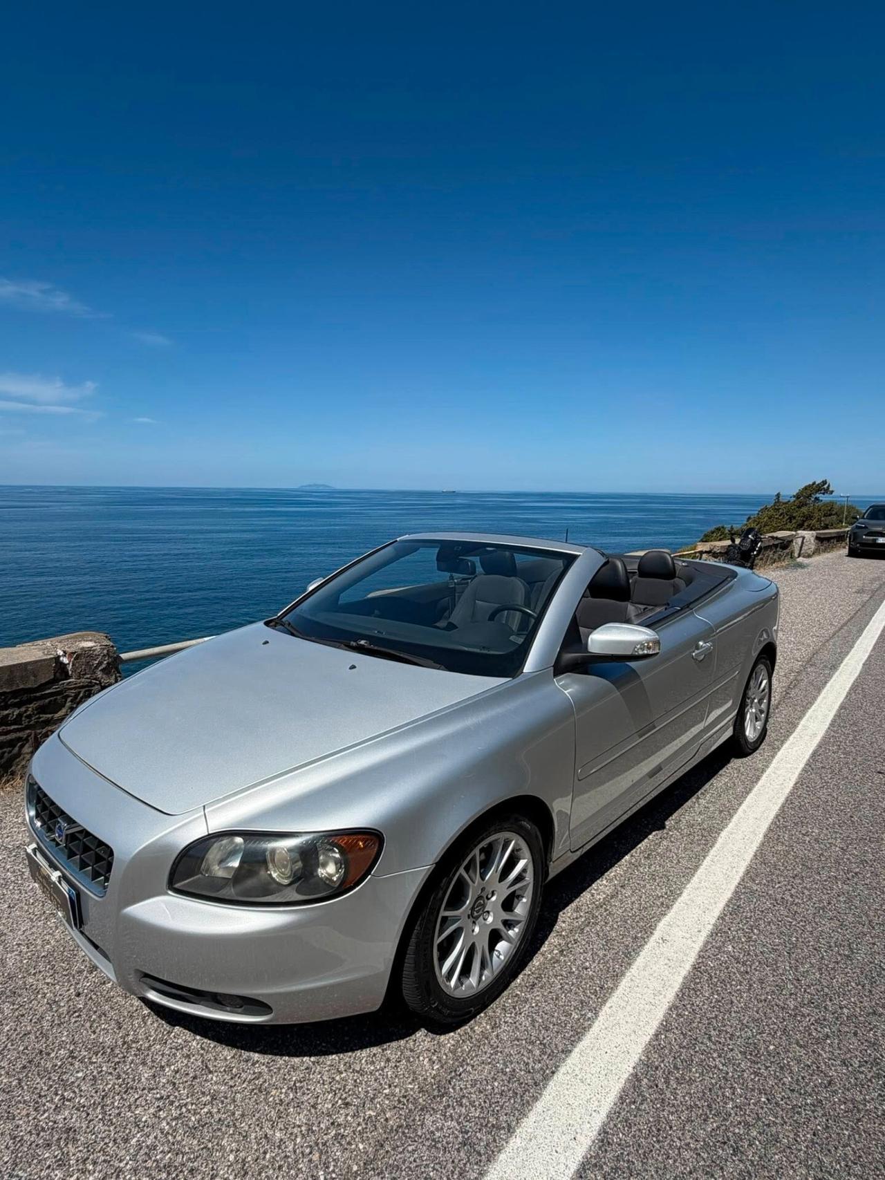 Volvo C70 2.0 D Summum