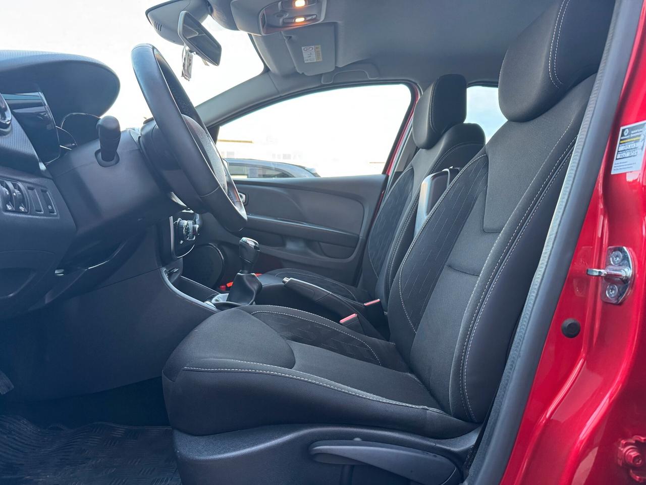 Renault Clio TCe 12V 90 CV Start&Stop 5 porte Energy Duel