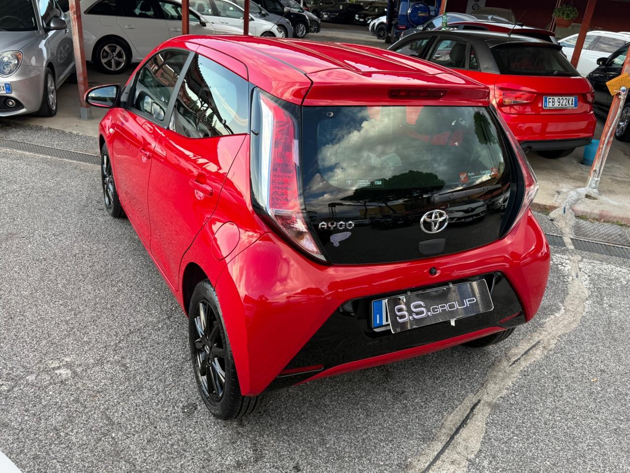 Aygo 1.0 ( 25 mila km ) unipro-automatica-neopatentati