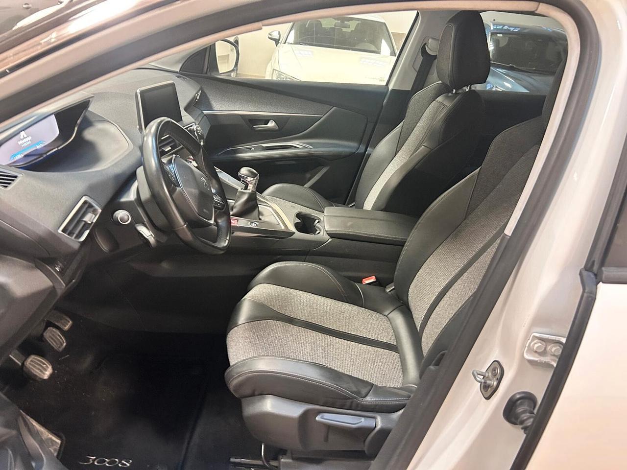 Peugeot 3008 PureTech Turbo 130 S&S Active