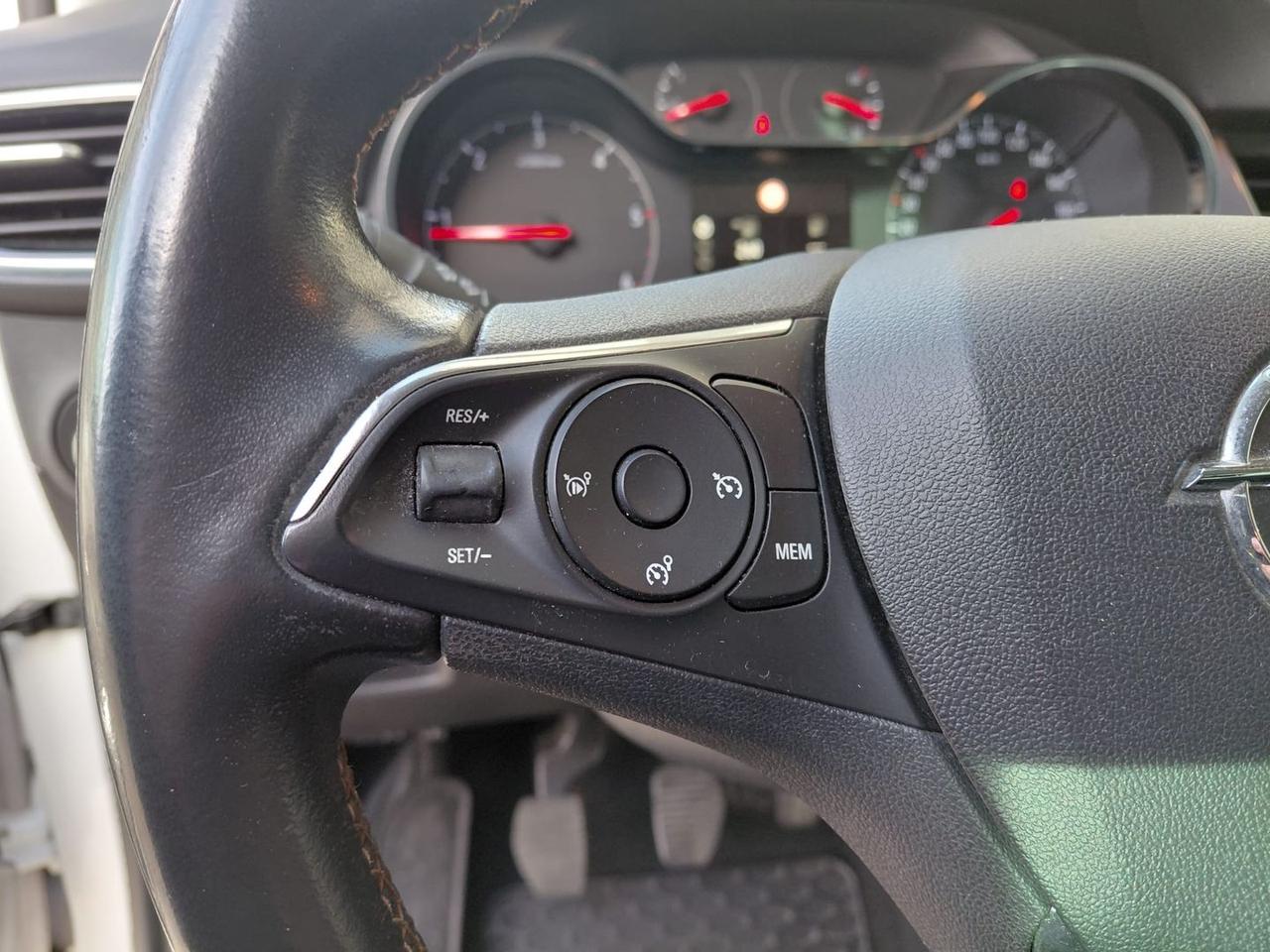 Opel Crossland X Ultimate 1.6 #9765