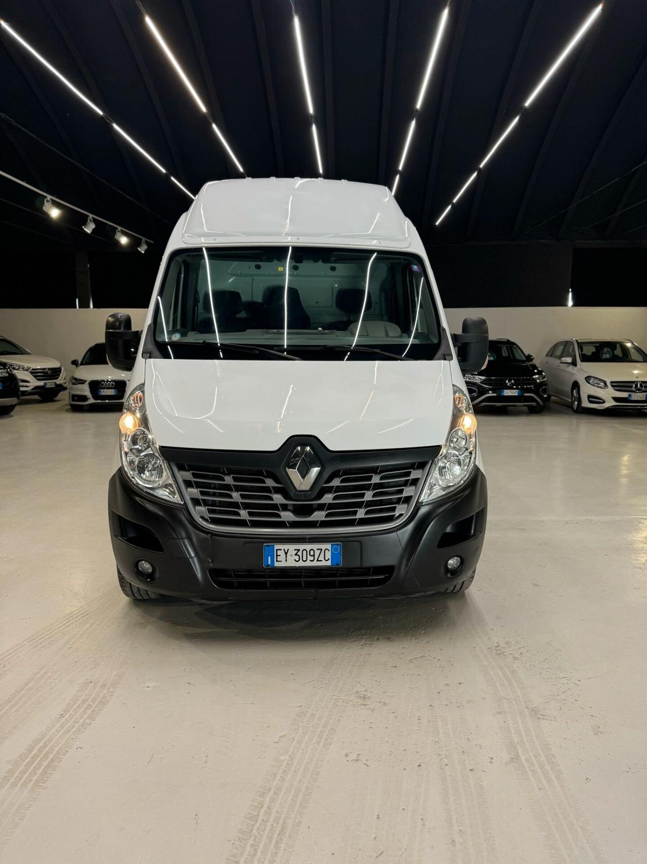 RENAULT MASTER MAXI