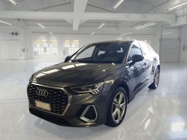 AUDI Q3 35 TDI quattro S tronic S line edition