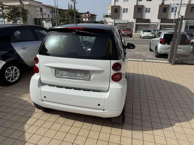 SMART ForTwo 1.0 mhd Iceshine 71cv Servosterzo Navi