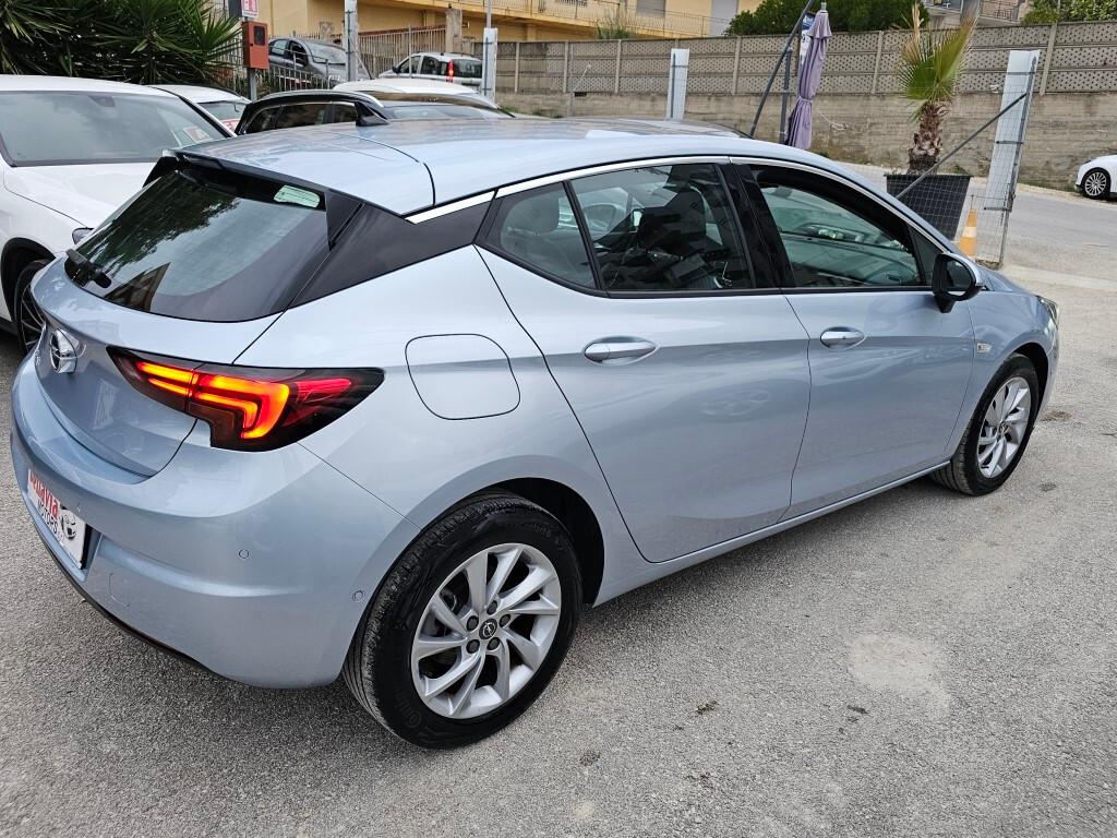 Opel Astra 1.5 CDTI 105 CV BERLINA 5 porte