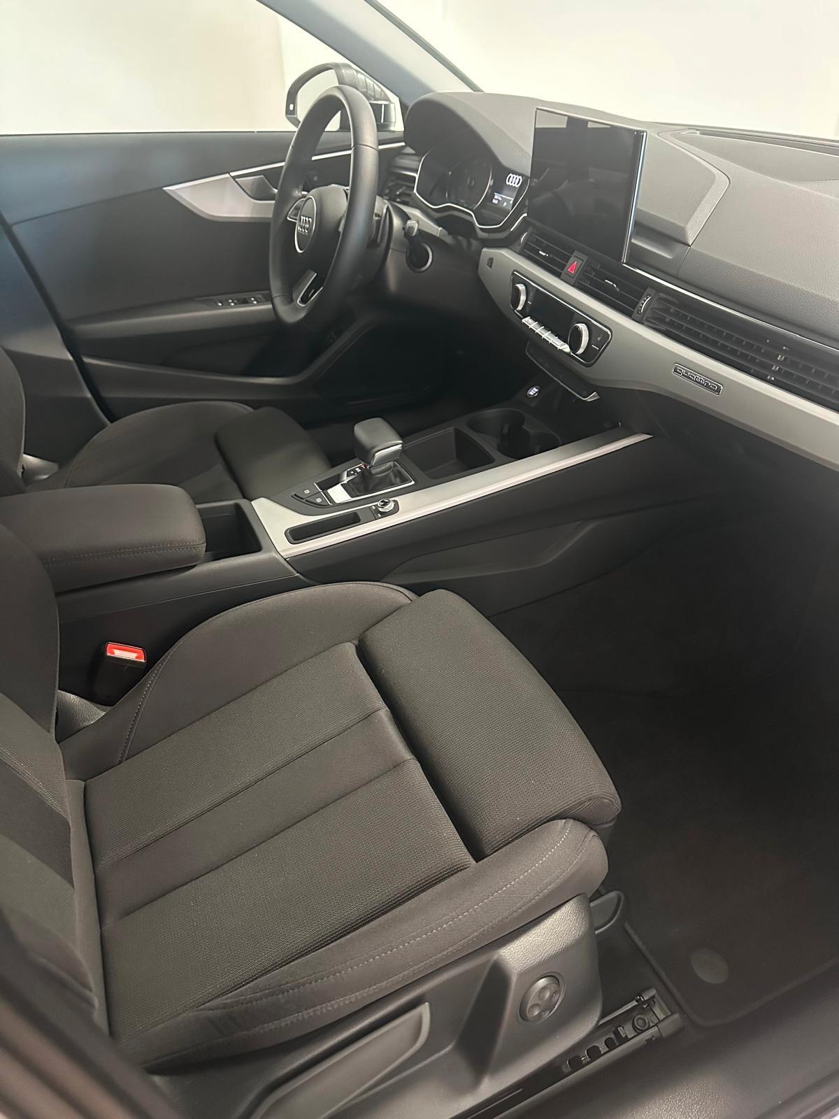 Audi A4 Avant 40 TDI quattro S tronic S line edition