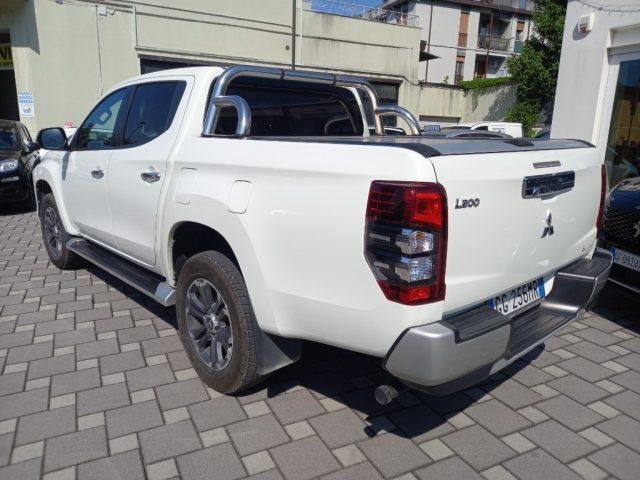 MITSUBISHI L200 2.3 D Double Cab 4x4 Super Select P2 Intouch Inten