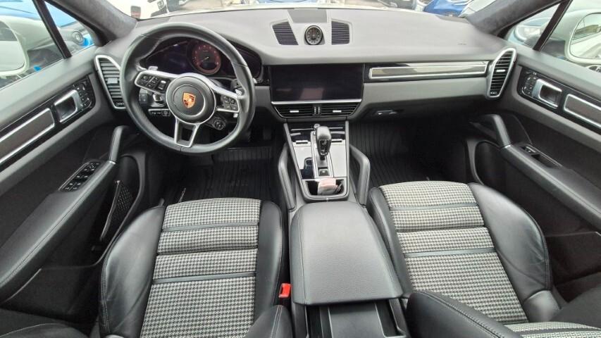 Porsche Cayenne Coupé 3.0 V6 Platinum Edition - 2022