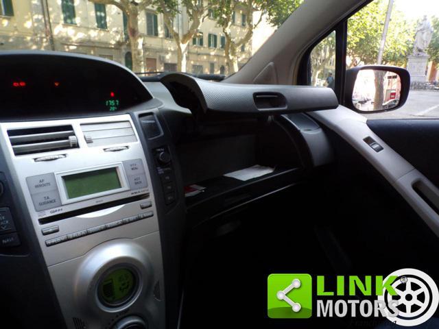 TOYOTA Yaris 1.4 D-4D 5 porte Solo PER NEOPATENTATI!