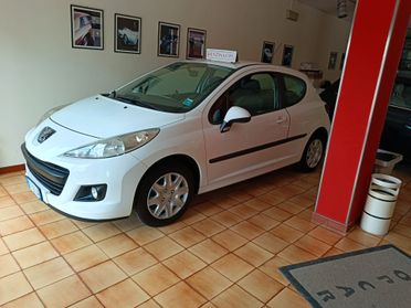 PEUGEOT 207 BENZINA-GPL