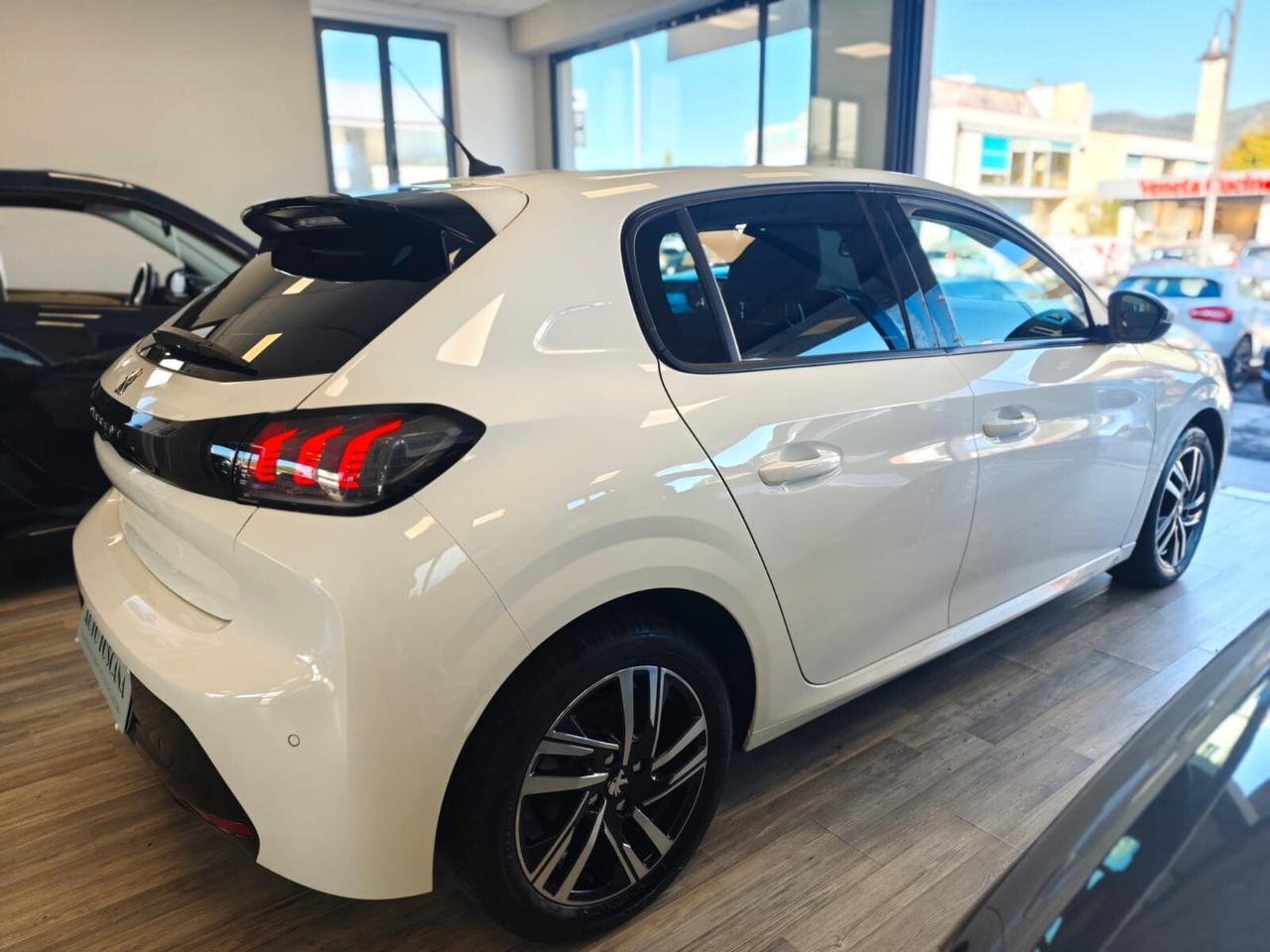 Peugeot 208 PureTech 75 Stop&Start 5 porte Allure Pack