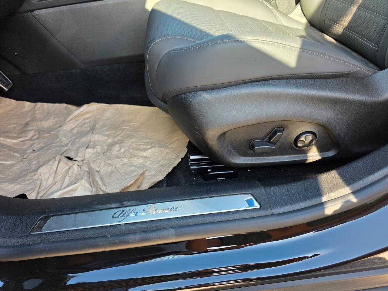 Alfa Romeo Tonale 1.6 diesel 130 CV TCT6 Veloce