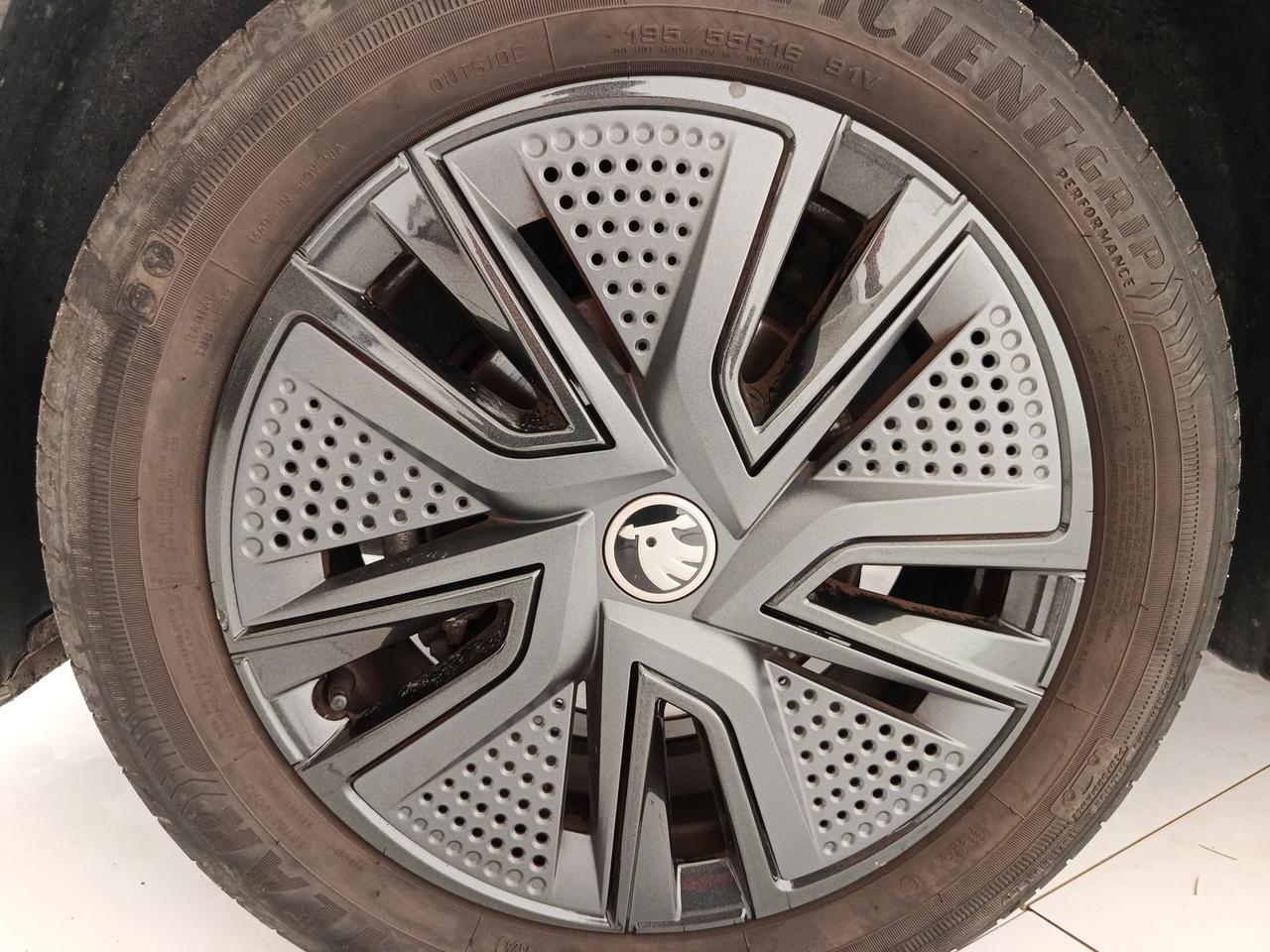 SKODA Fabia 4ª serie - Fabia 1.0 TSI 95 CV 130 Edition