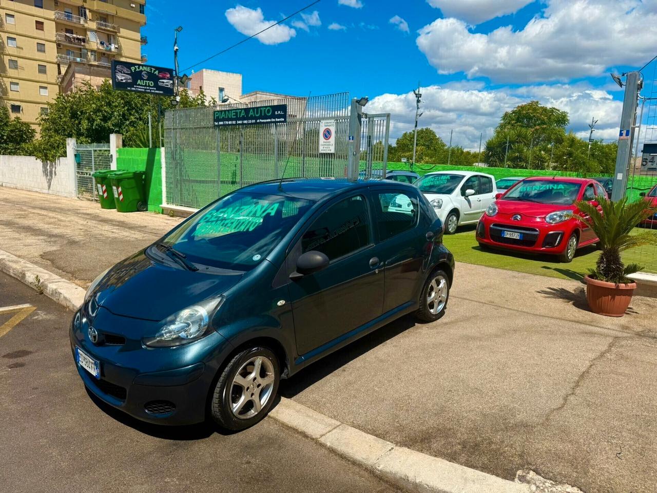 Toyota Aygo 1.0 12V VVT-i 5 porte Now - Anno 2011 -