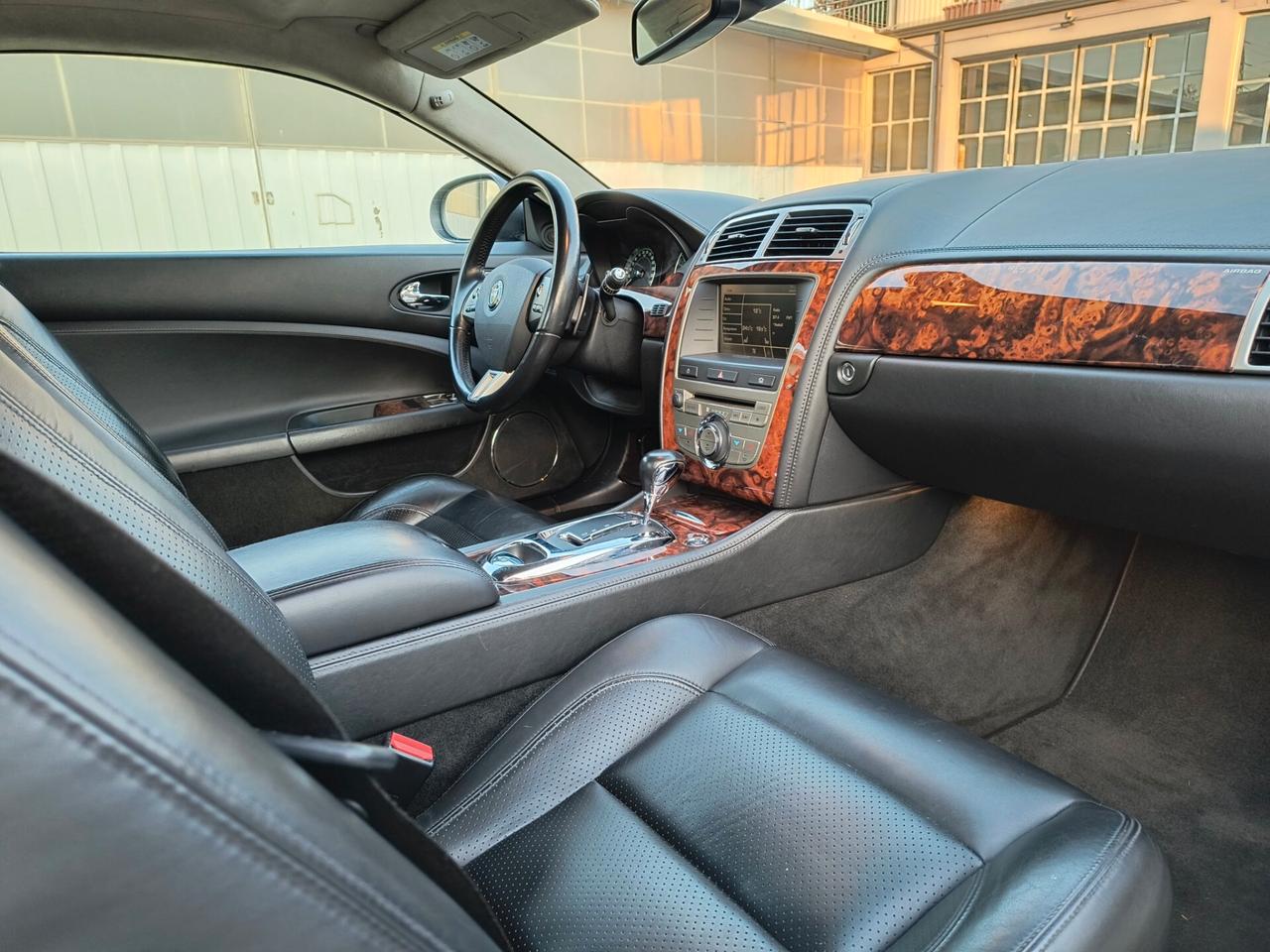 Jaguar XK 3.5 V8 Coupé Automatico