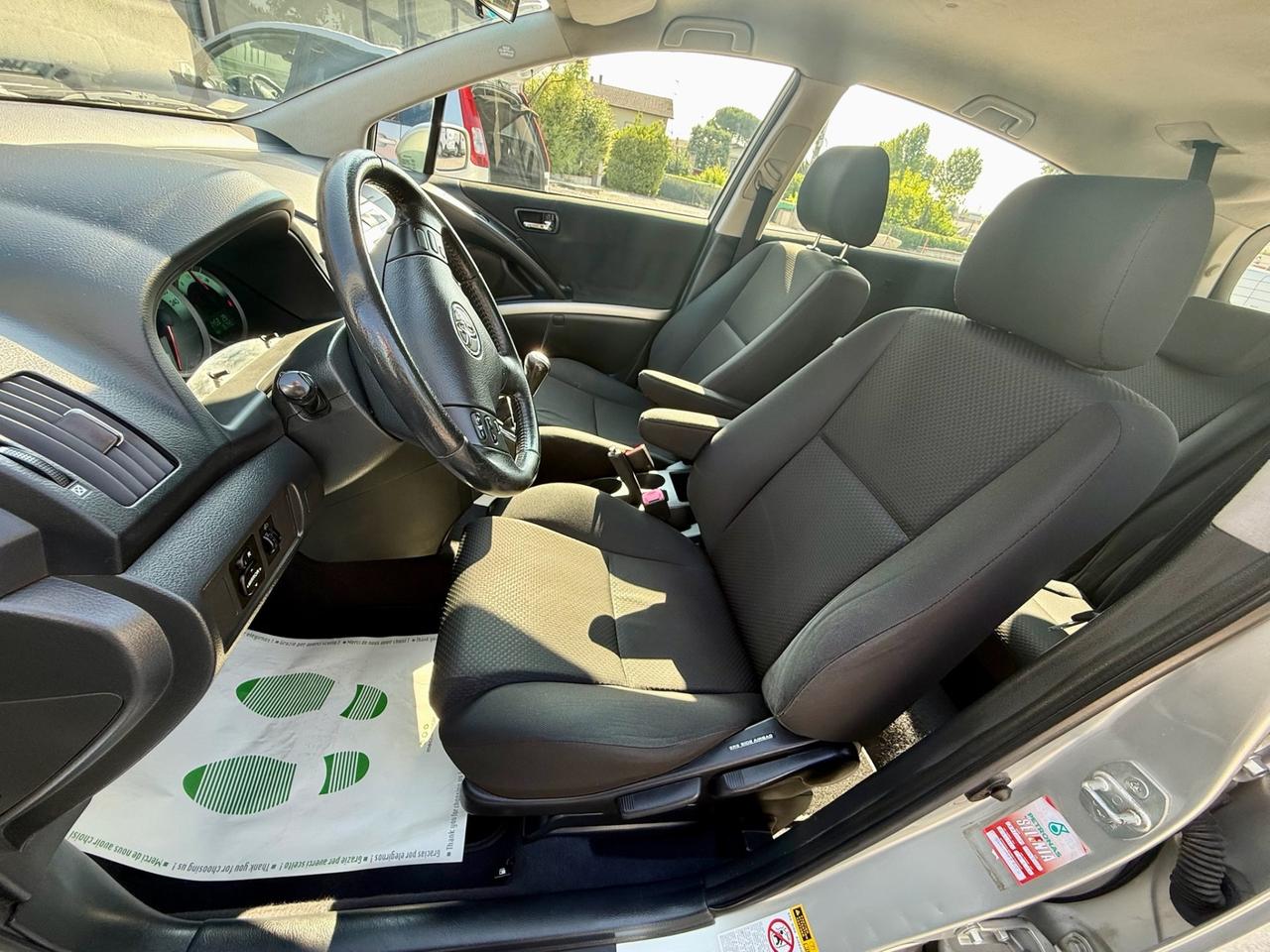 Toyota Corolla Verso 1.8 Ok NEOPATENTATI