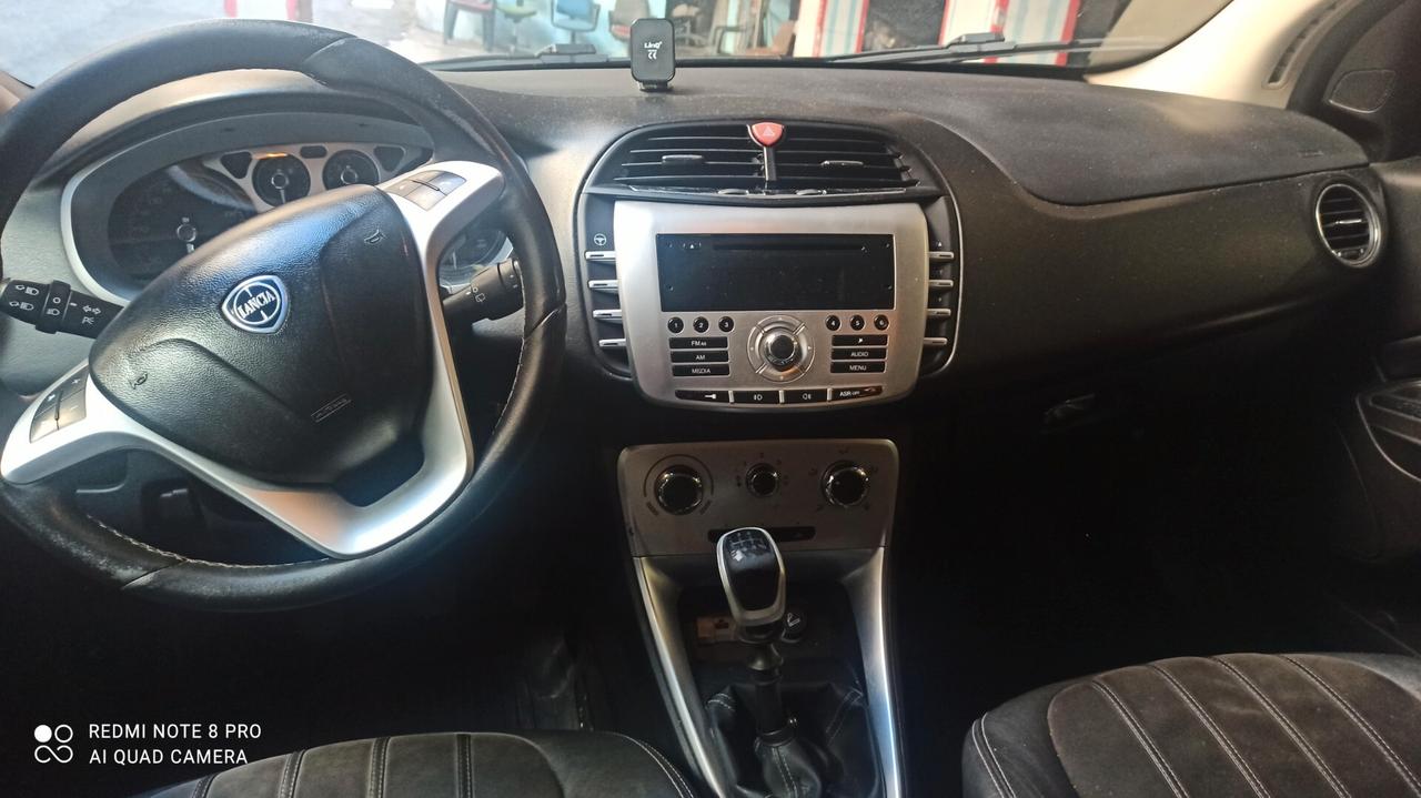 Lancia Delta 1.6 MJT DPF Argento