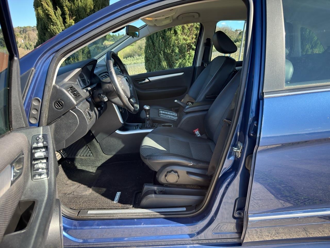 Mercedes-benz B 180 CDI BlueEFFICIENCY Premium