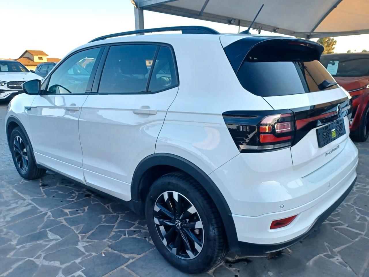 Volkswagen T-Cross 1.0 TSI 110 CV Sport