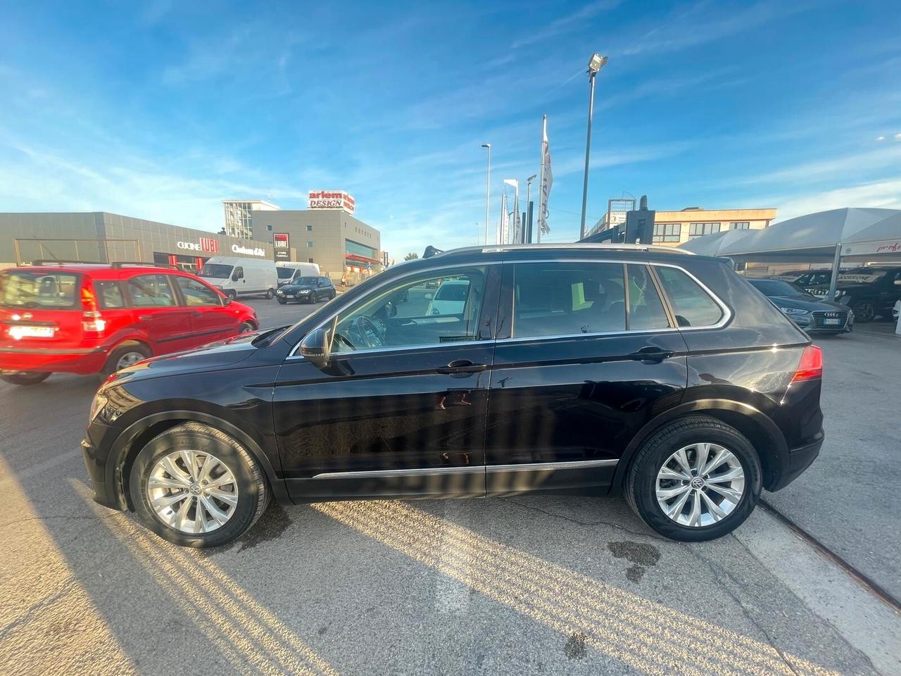 Volkswagen Tiguan 1.6 TDI SCR Sport BlueMotion Technology