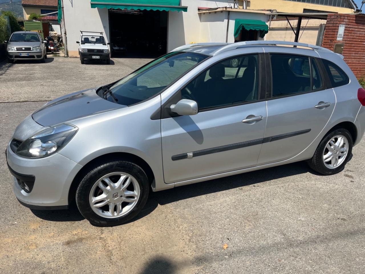 Renault Clio 1.2 16V SporTour Dynamique