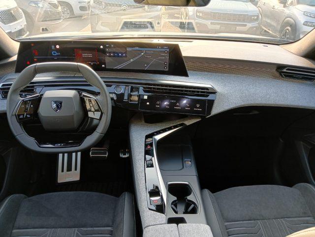 PEUGEOT 5008 Hybrid 145 e-DCS6 GT