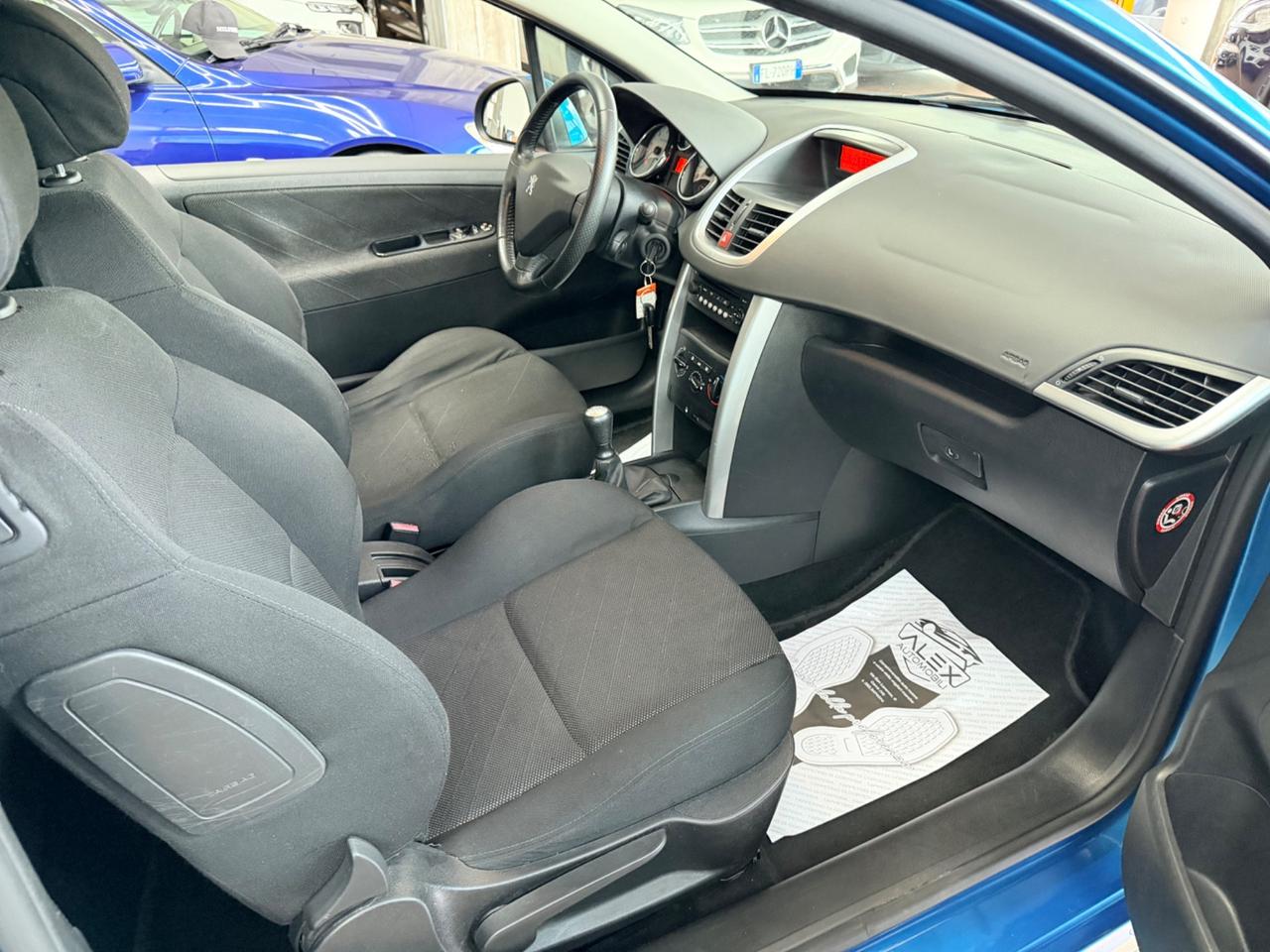 Peugeot 207 1.6 HDi 90CV Neopatentati