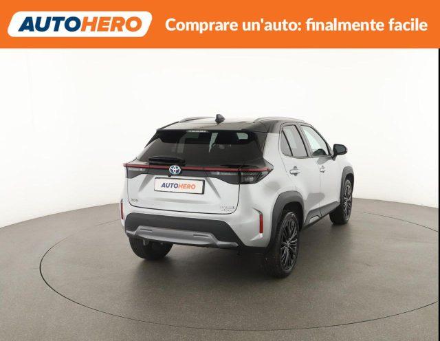 TOYOTA Yaris Cross 1.5 Hybrid 5p. E-CVT AWD-i Adventure