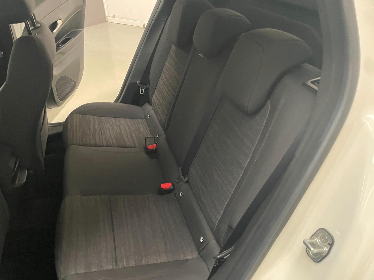 Jeep Avenger 1.2 Turbo 100 CV Altitude