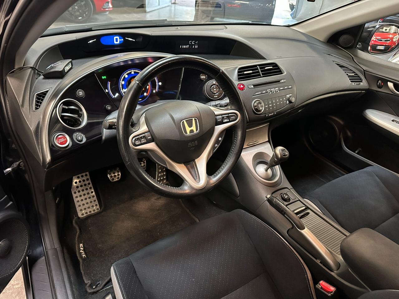 Honda Civic 1.8 i-VTEC 5p. Comfort