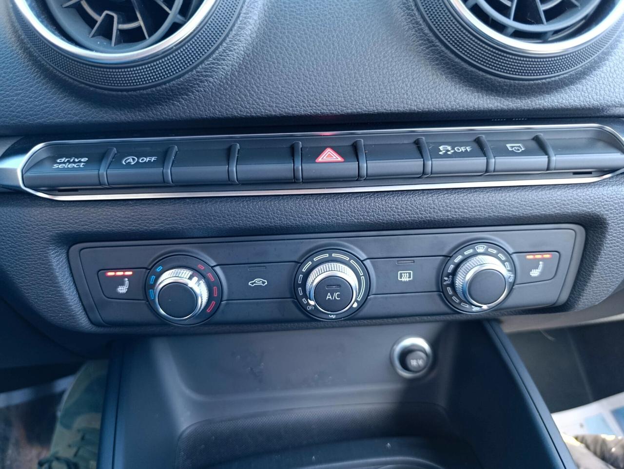 AUDI A3 1.6 TDI 116 CV Design KM 90.000 LED/NAV/SEDILI RISCALDATI