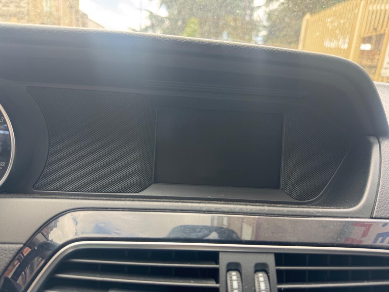 Mercedes-benz C 220 CDI BlueEFFICIENCY Avantgarde