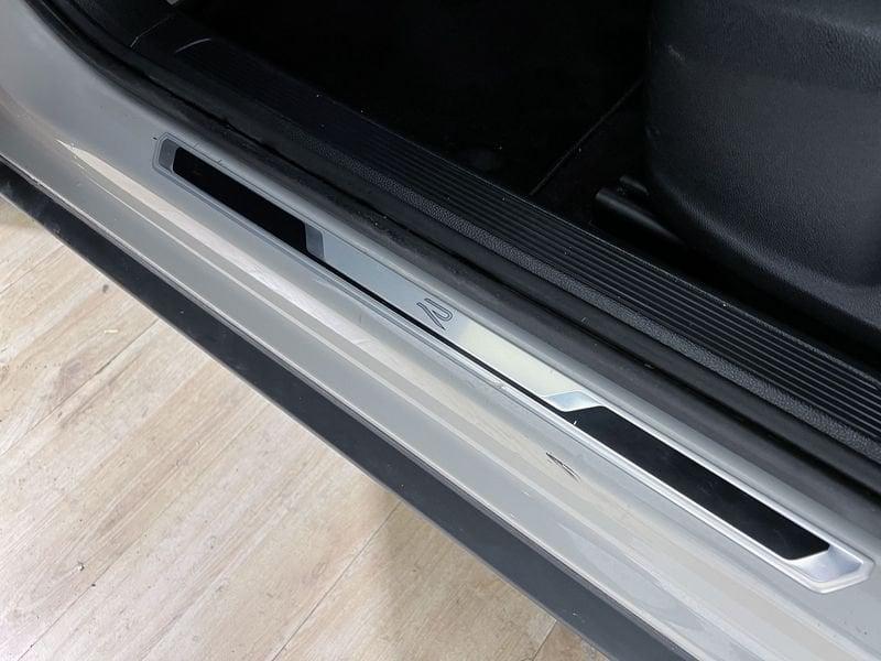 Volkswagen T-Roc T-Roc 1.0 TSI R-Line