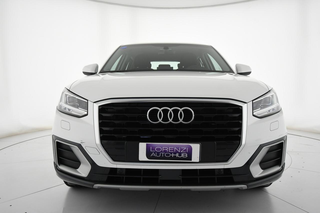 AUDI Q2 35 1.5 tfsi Business Design LED+C17"
