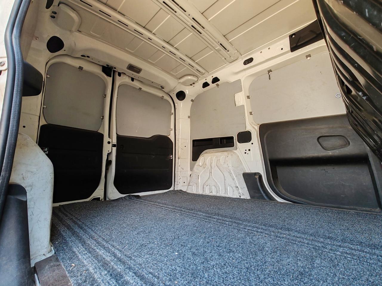 Fiat Doblo 1.4 T-Jet Natural Power 2013 Perfetta