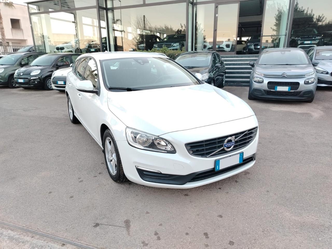 Volvo V60 D2 Momentum