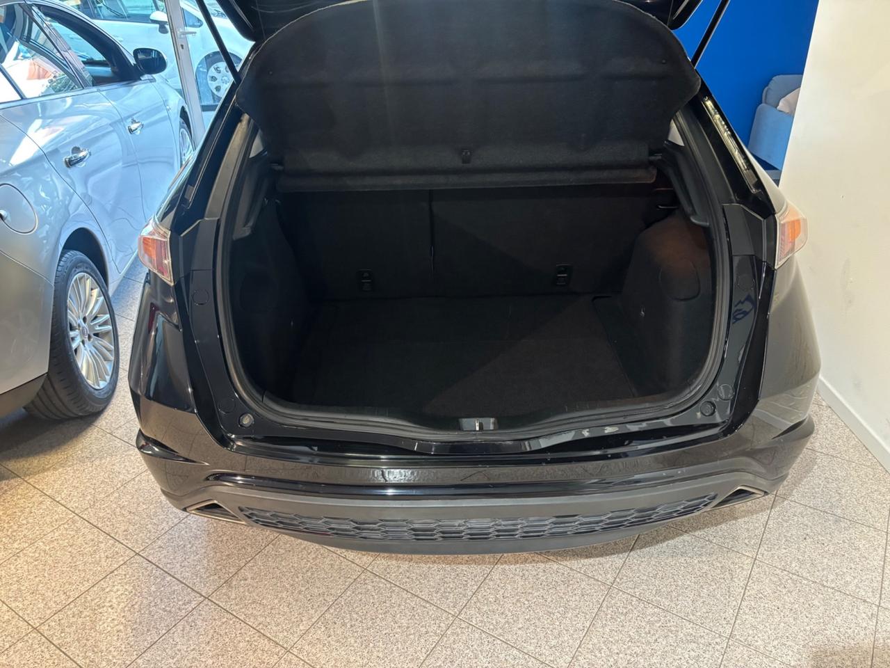 Honda Civic 1.8 i-VTEC 5p. Exclusive LE