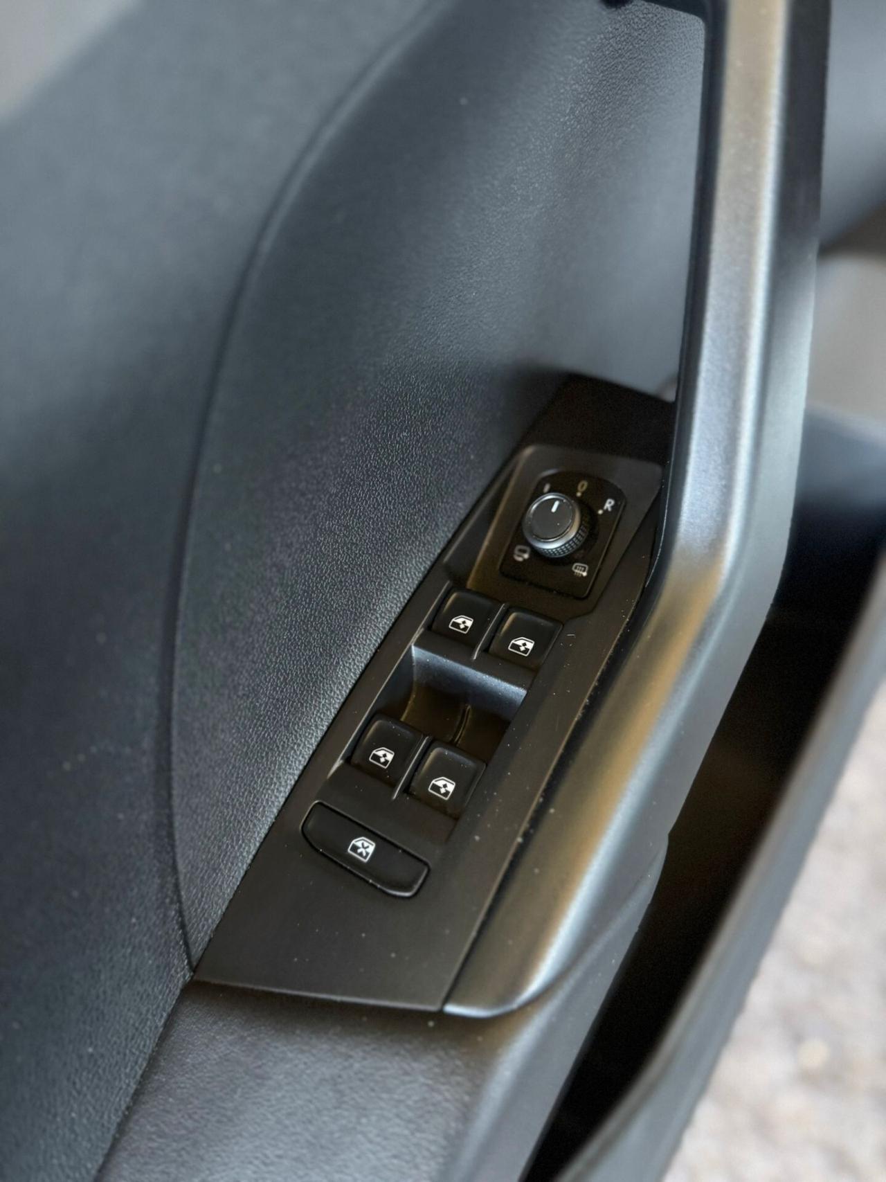 VOLKSWAGEN T-CROSS 1.0 TSI STYLE **PREZZO REALE**