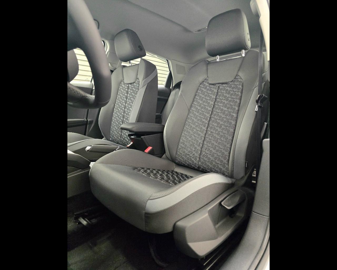 AUDI A1 SPORTBACK 30 TFSI S-TRONIC S-LINE EDITION