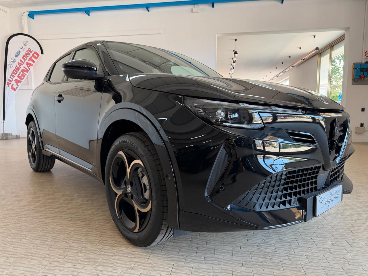 Alfa Romeo Junior 1.2 145 CV Hybrid eDCT6 Q4 Intensa Km 800 Nero Tortona 4X4